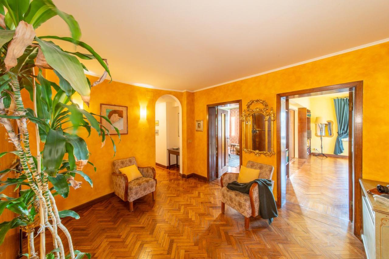 Golden Renaissance Appartamento *